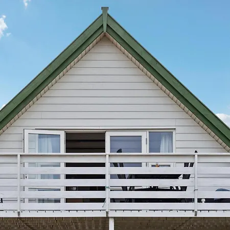 アパート 01 スケーエン